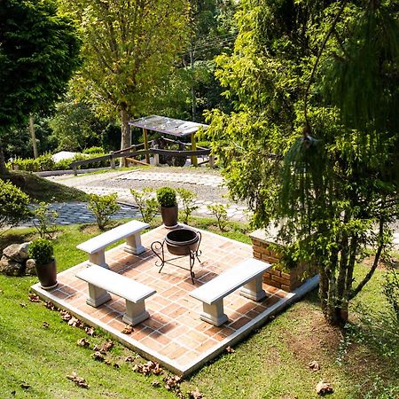 Pousada Varanda Das Colinas Monte Verde  Exterior photo